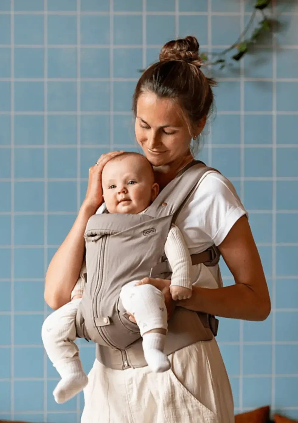 Babytrage mit Reißverschluss 'Huddle' Clay