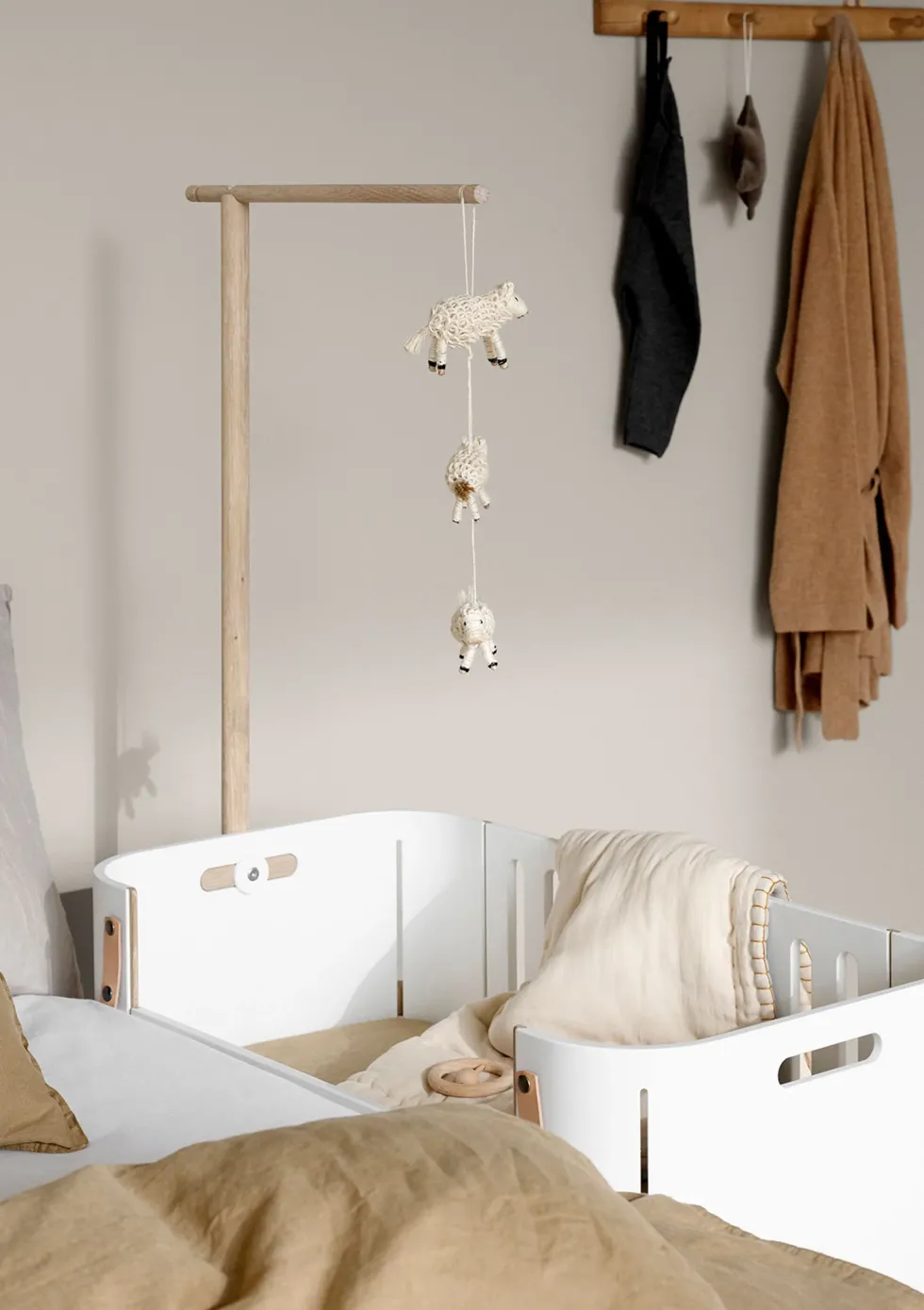 Beistellbett 'Wood' 82 x 42 cm