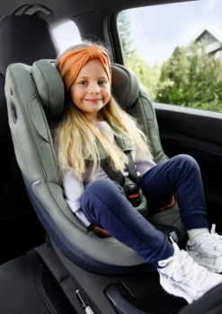 Kindersitz 'Beyond2 360' Black SoftBreeze