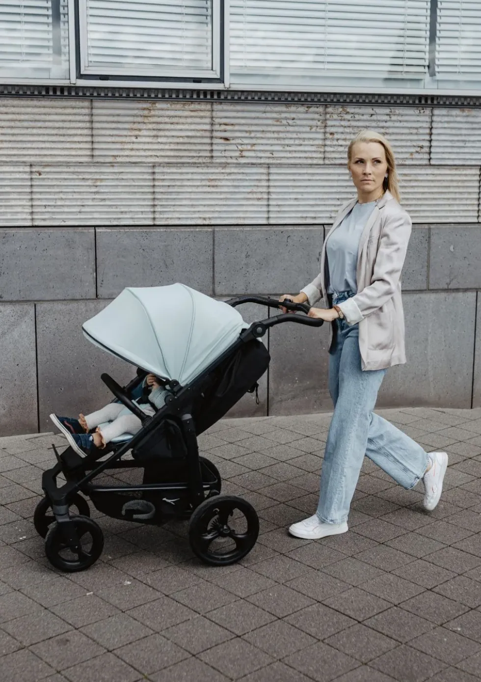 Sportwagen 'Mono 4' Blau