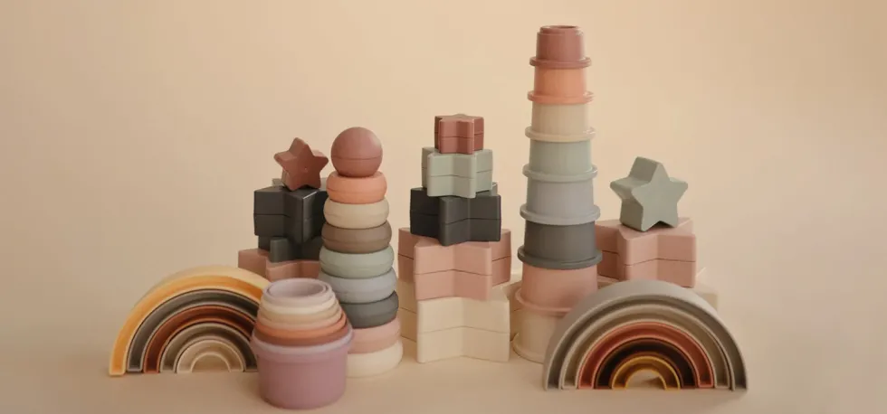 Stapelspielzeug 'Rainbow Hillside'