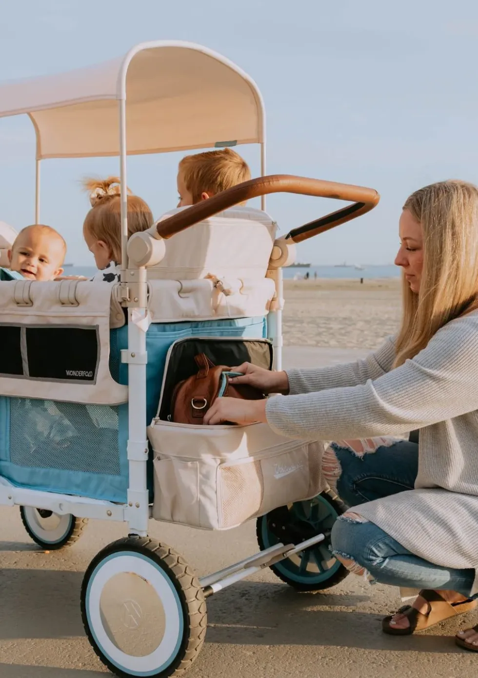 VW4 Volkswagen Kinderwagen 4-Sitzer Bondi Blue