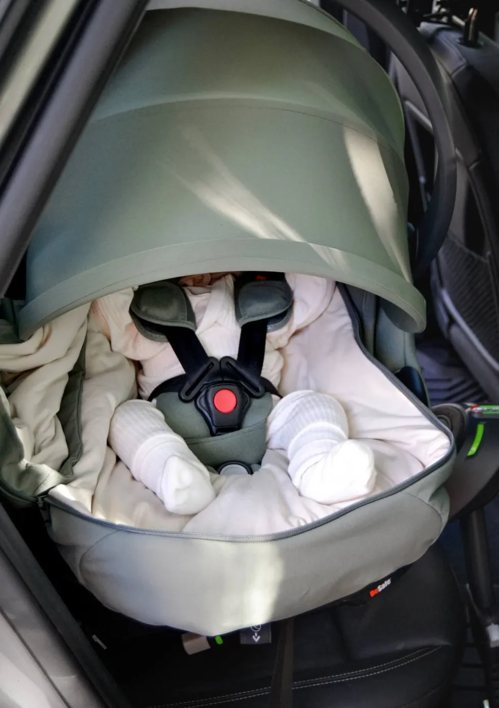 Wind & Weather Cover für Babyschale 'Go Beyond' Black
